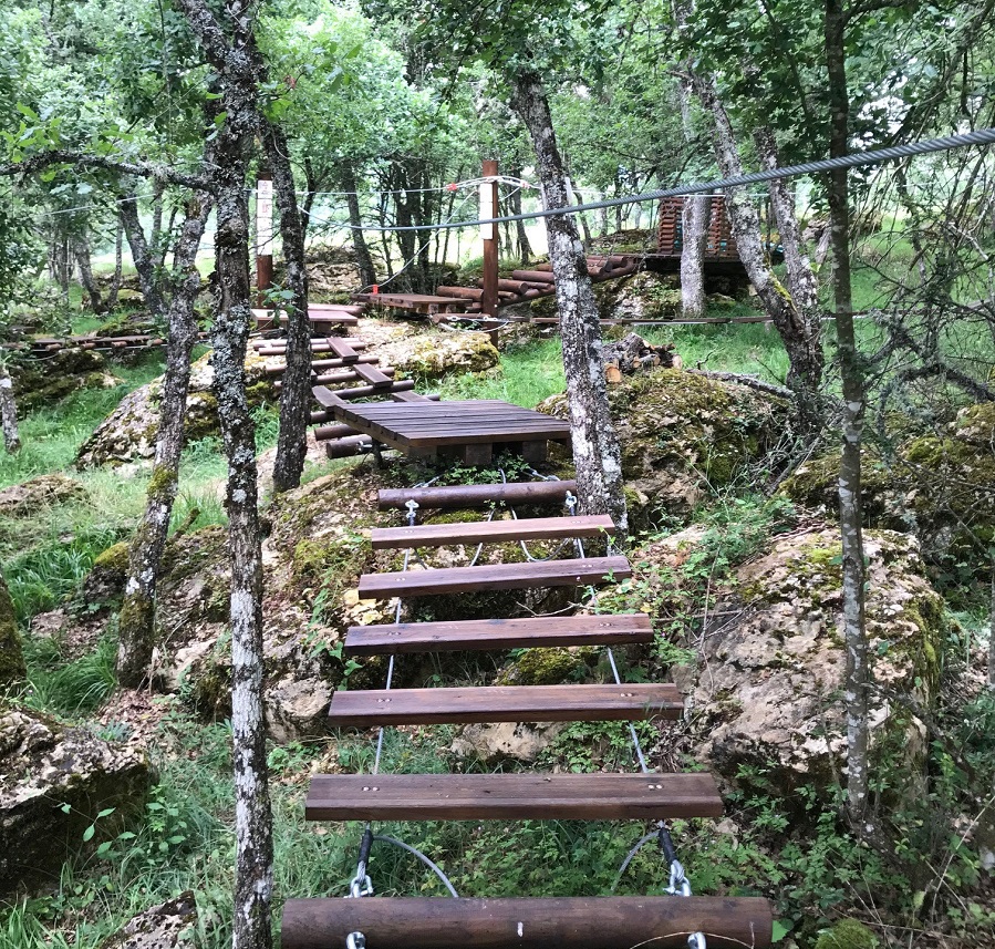 Naturaleza, ocio y cultura se dan cita en el parque multiaventura Valterria